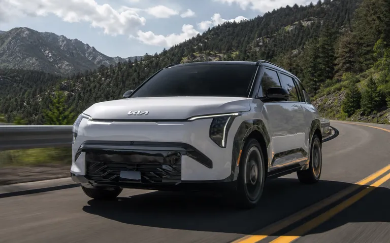 Kia EV3 Light: когда базовая версия невыгодна Kia EV3 Light: когда базовая версия невыгодна