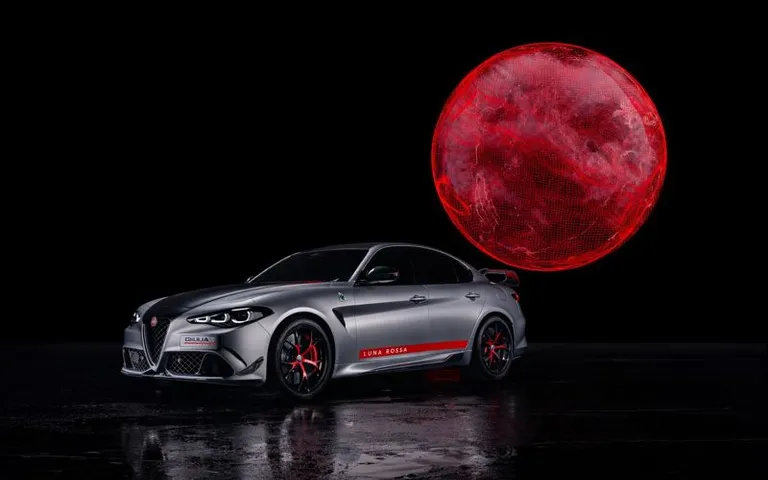 Alfa Romeo Giulia Quadrifoglio Luna Rossa 2026 — serie ultra-limitată Alfa Romeo Giulia Quadrifoglio Luna Rossa 2026 — serie ultra-limitată